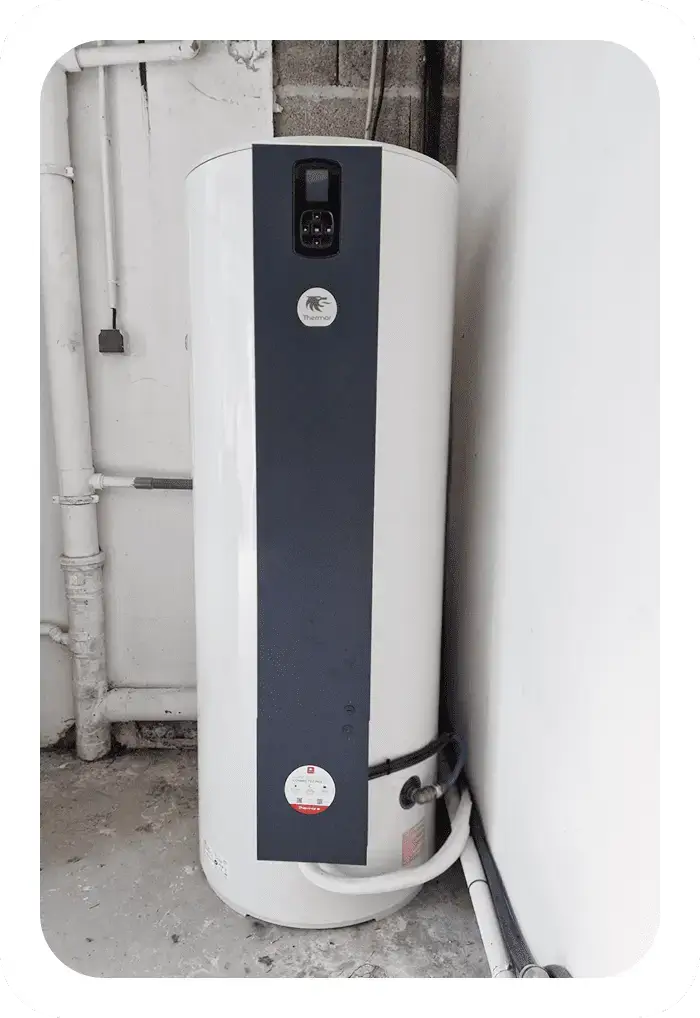 ballon thermodynamique Thermor installé en intérieur à Rillieux-la-Pape