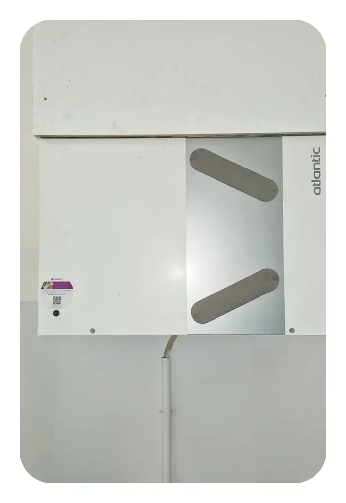 VMC Atlantic Duocosy réparée avec caisson refermé à Meyzieu