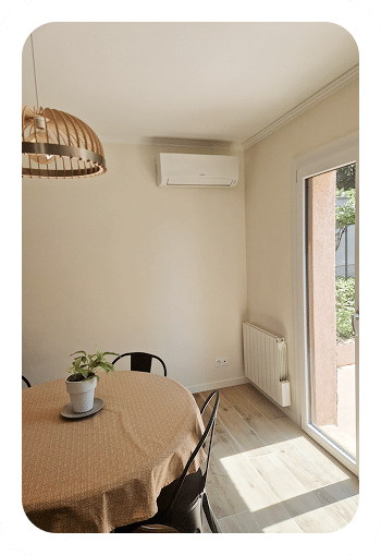 unité intérieure climatisation Hitachi Air Home 400 Meyzieu août 2025