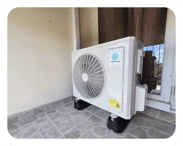 groupe extérieur Heiwa d’une climatisation monosplit en appartement à Saint-Priest